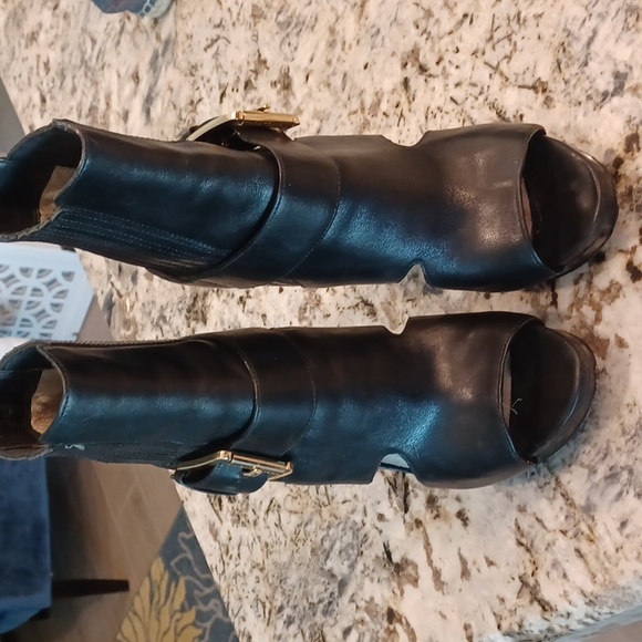 MICHAEL KORS Solid Black Leather Pull On Open-Toe Ankle Platform Boots Shooties - Picture 9 of 16